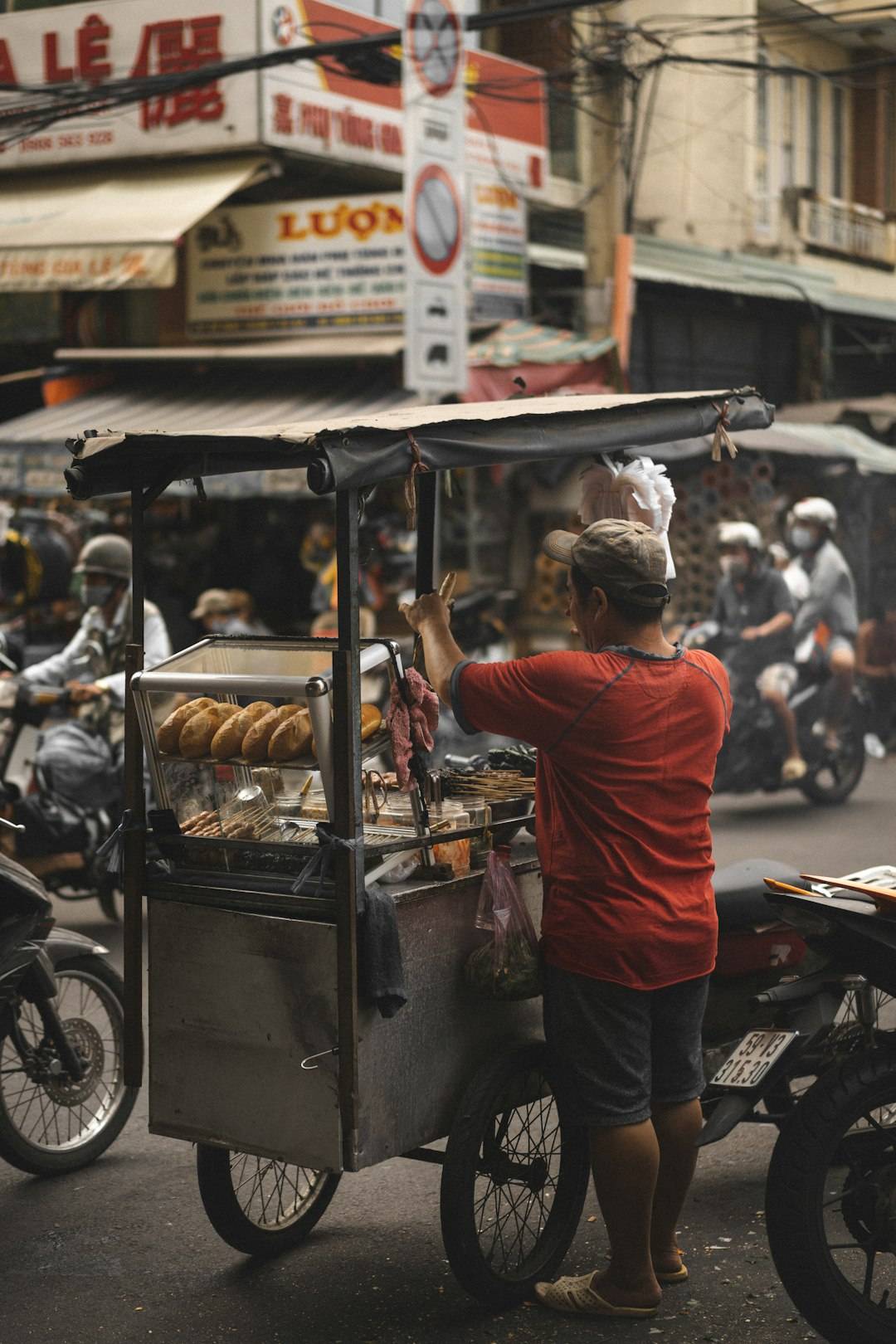 Vietnam Street Food Trail